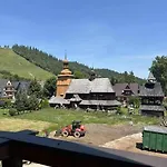 Regionalne U Polaniorza ホームステイ *